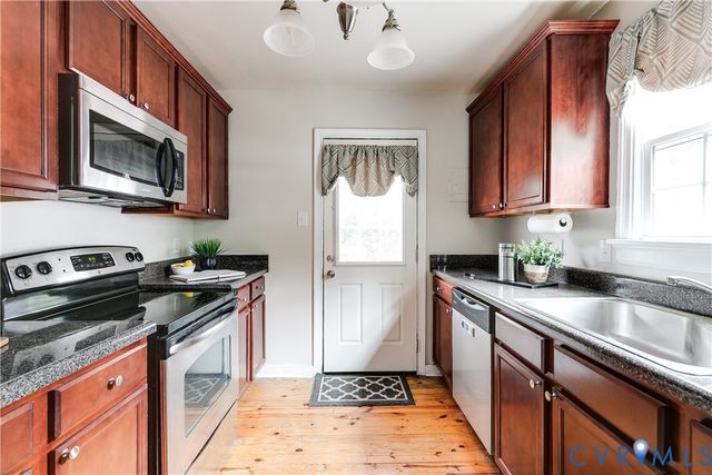 1812 Westhill Rd, Henrico, VA 23226