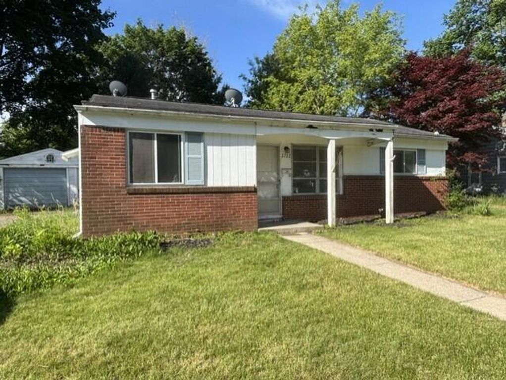 2722 Beacon Hill, Ann Arbor, MI 48104