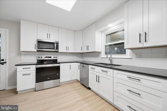 7052 LINGANORE RD, Frederick, MD 21701