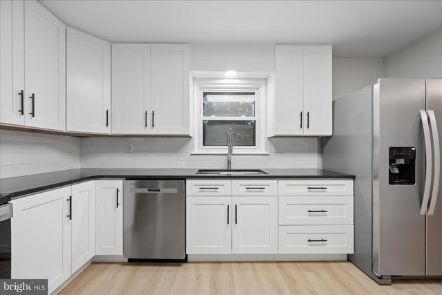 7052 LINGANORE RD, Frederick, MD 21701