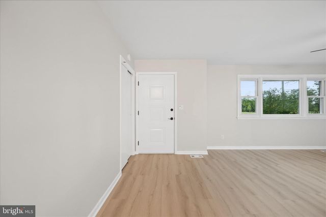 7052 LINGANORE RD, Frederick, MD 21701