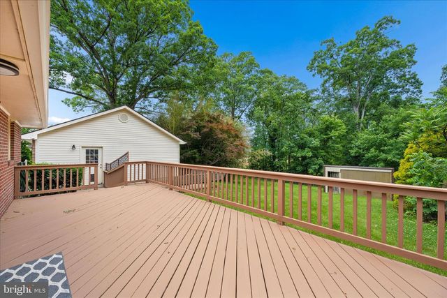 7052 LINGANORE RD, Frederick, MD 21701