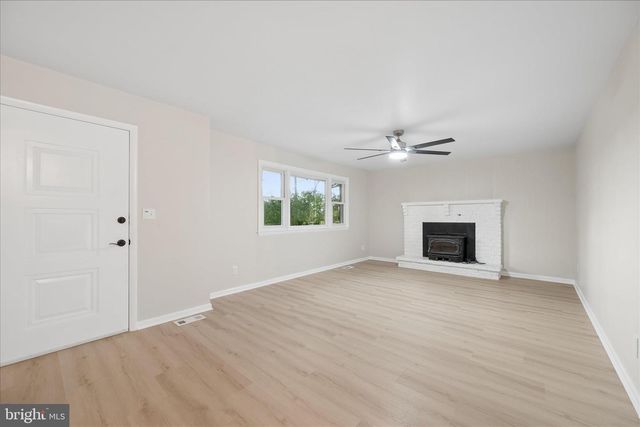 7052 LINGANORE RD, Frederick, MD 21701