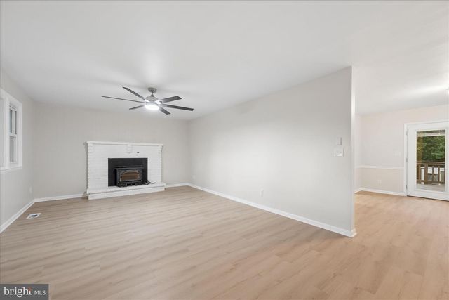 7052 LINGANORE RD, Frederick, MD 21701