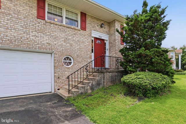 2800 DURHAM RD, York, PA 17402