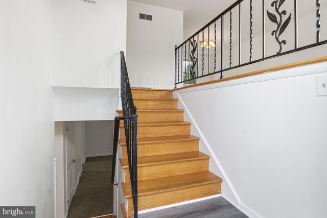 2800 DURHAM RD, York, PA 17402