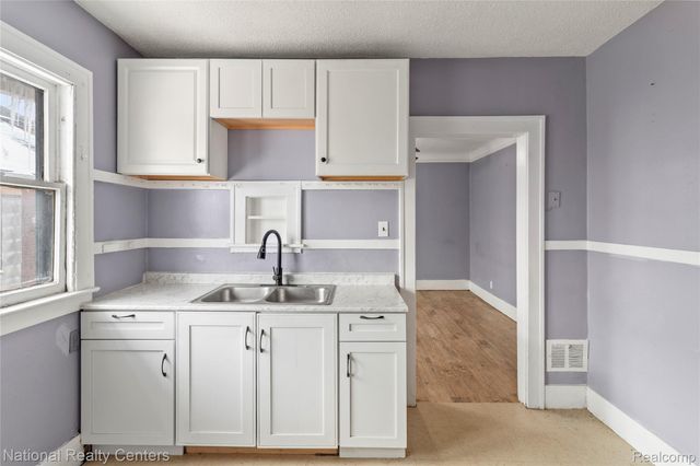 11344 Belleterre Street, Detroit, MI 48204