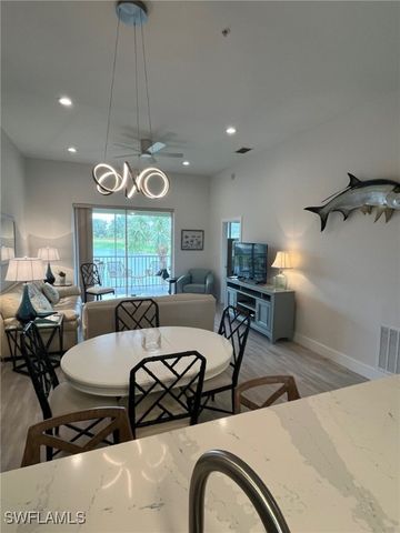 2325 Carrington CT 202, Naples, FL 34109