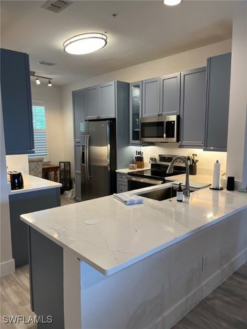 2325 Carrington CT 202, Naples, FL 34109