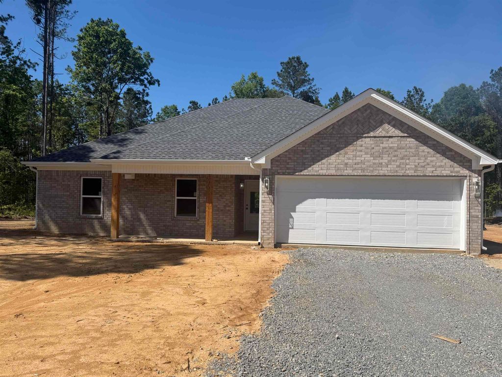 864 Grant 58, Sheridan, AR 72150