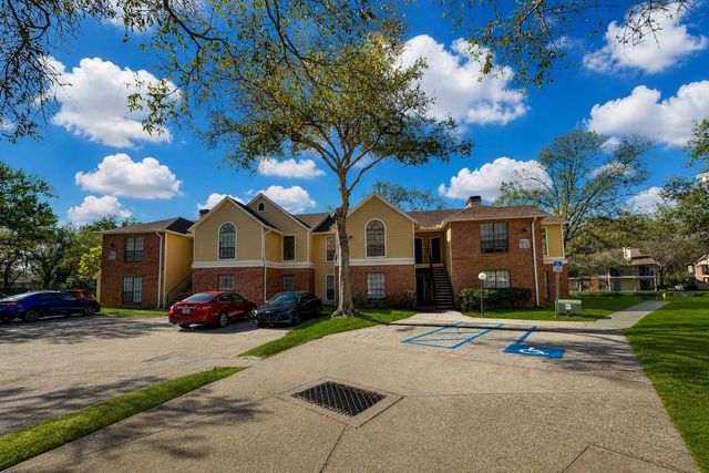 8633 FANCY FINCH DRIVE 201, Tampa, FL 33614