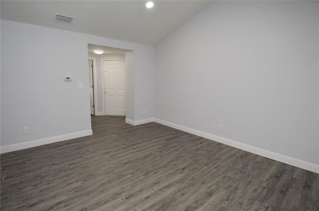 8633 FANCY FINCH DRIVE 201, Tampa, FL 33614