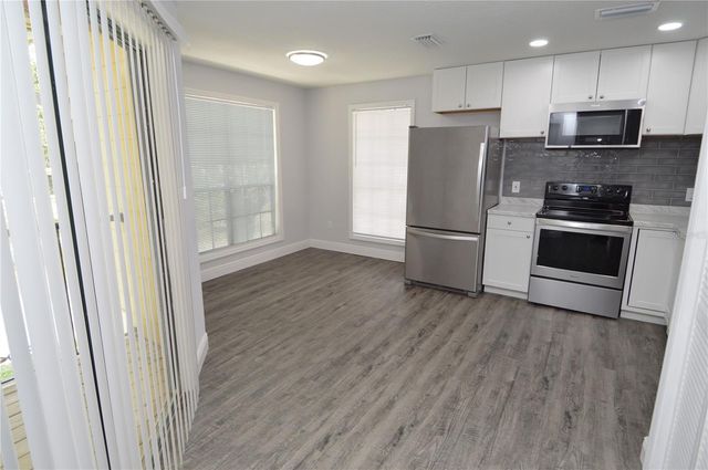 8633 FANCY FINCH DRIVE 201, Tampa, FL 33614