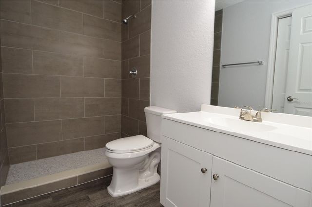 8633 FANCY FINCH DRIVE 201, Tampa, FL 33614