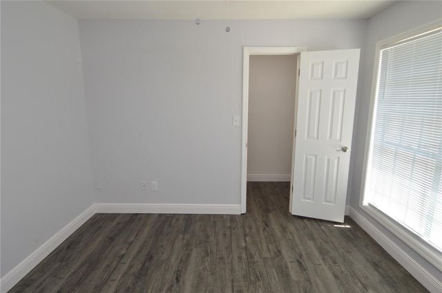 8633 FANCY FINCH DRIVE 201, Tampa, FL 33614