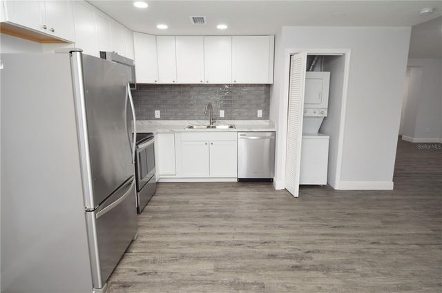 8633 FANCY FINCH DRIVE 201, Tampa, FL 33614