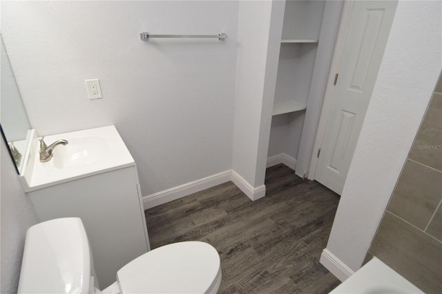 8633 FANCY FINCH DRIVE 201, Tampa, FL 33614