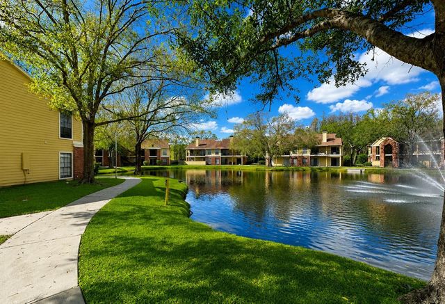 8633 FANCY FINCH DRIVE 201, Tampa, FL 33614