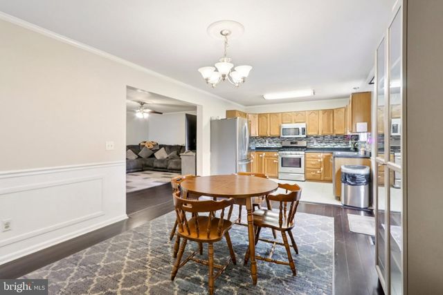 123 W CHAMPLAIN AVE, Wilmington, DE 19804