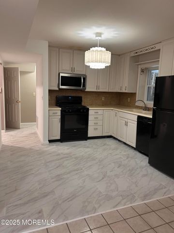 823 Bowman Road, Jackson, NJ 08527