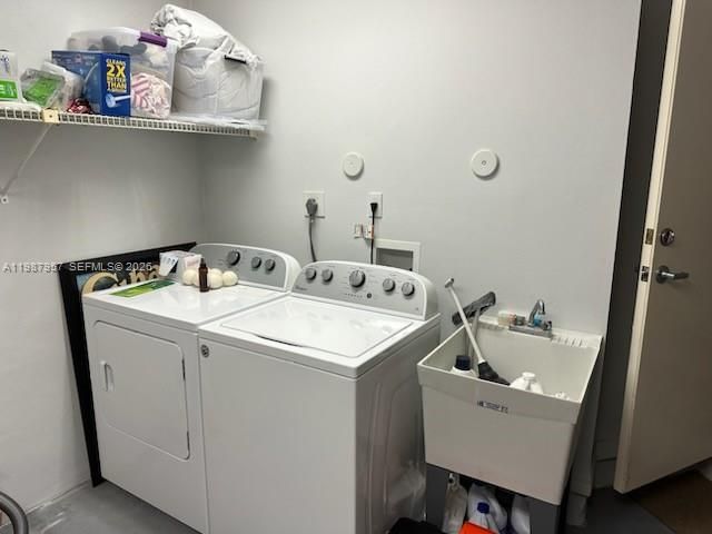 3309 Water Oak Dr 1304, Hollywood, FL 33021