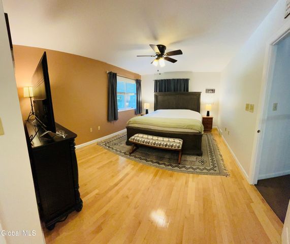 12 Deer Run, Wilton, NY 12831