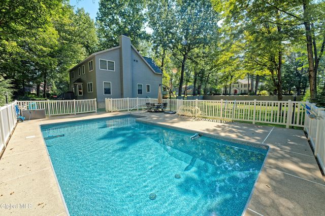 12 Deer Run, Wilton, NY 12831