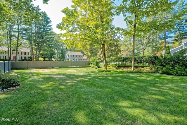 12 Deer Run, Wilton, NY 12831