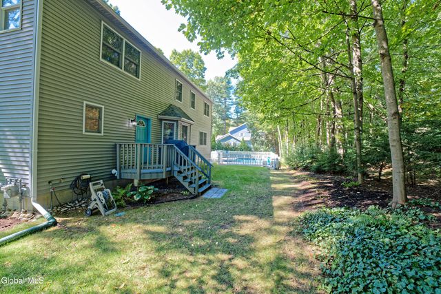 12 Deer Run, Wilton, NY 12831