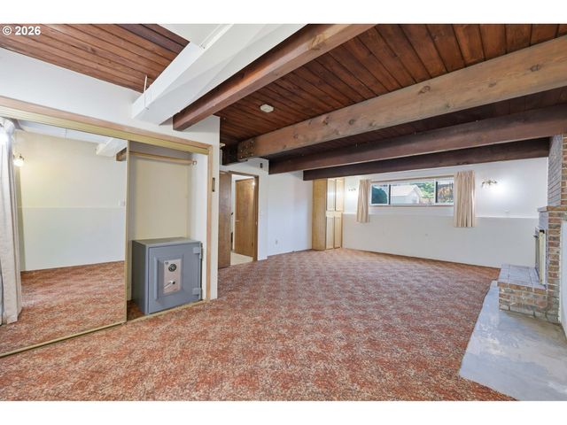 715 Nw 76TH St, Vancouver, WA 98665
