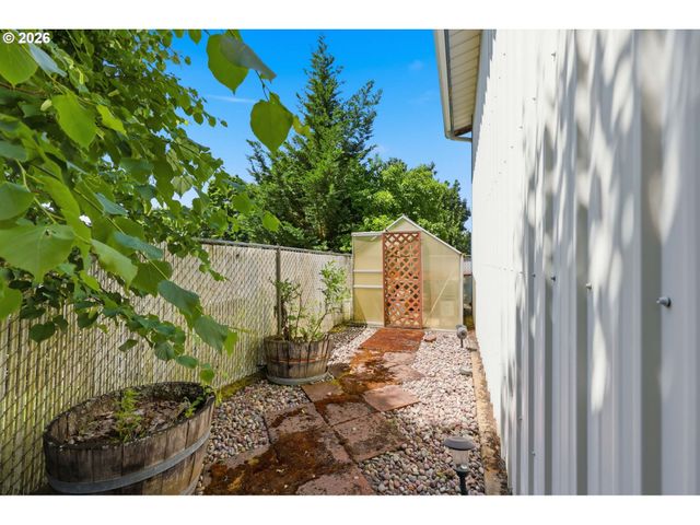 715 Nw 76TH St, Vancouver, WA 98665