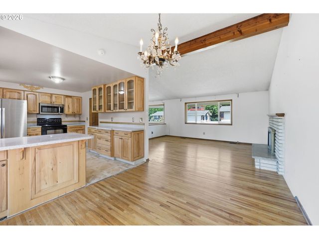 715 Nw 76TH St, Vancouver, WA 98665