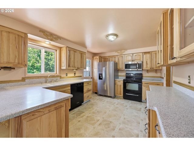715 Nw 76TH St, Vancouver, WA 98665