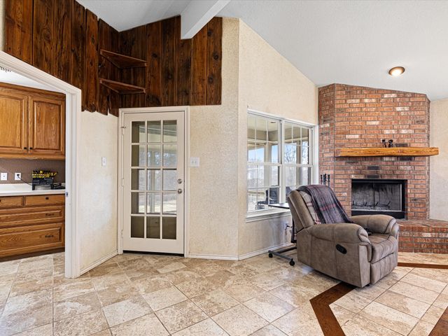 768 Longbranch Drive, Decatur, TX 76234
