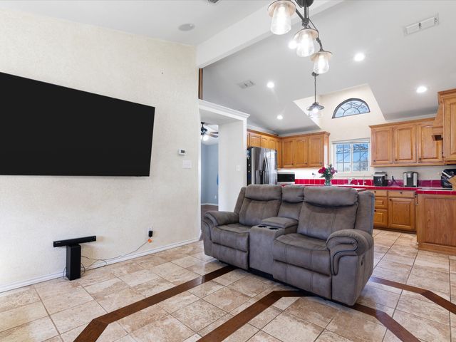 768 Longbranch Drive, Decatur, TX 76234