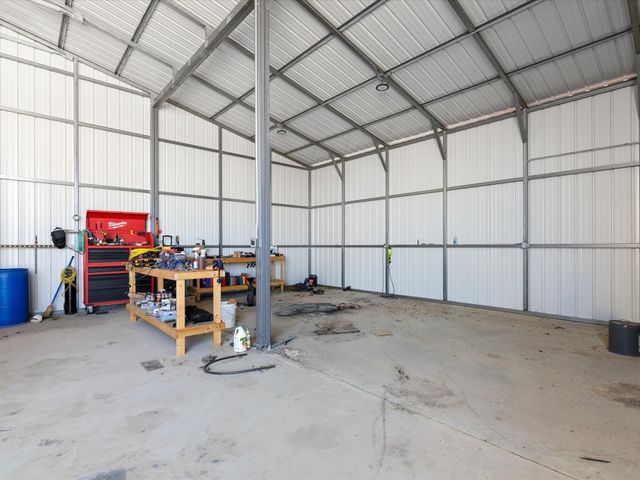 768 Longbranch Drive, Decatur, TX 76234