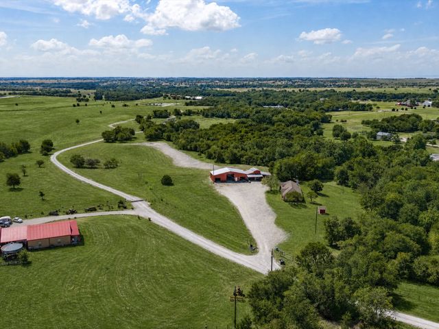 768 Longbranch Drive, Decatur, TX 76234