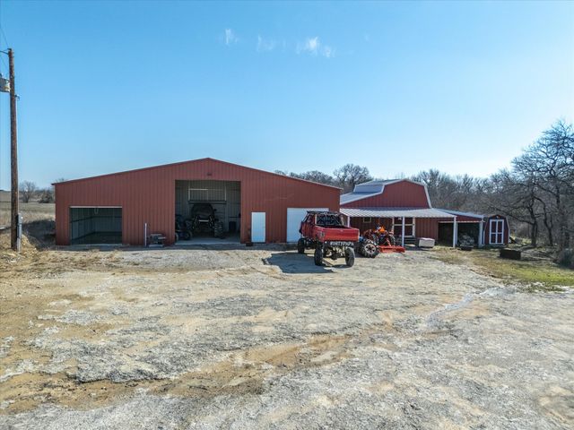 768 Longbranch Drive, Decatur, TX 76234