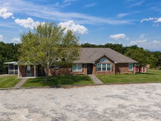 768 Longbranch Drive, Decatur, TX 76234