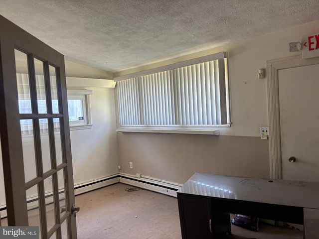 919 BROADWAY, Westville, NJ 08093