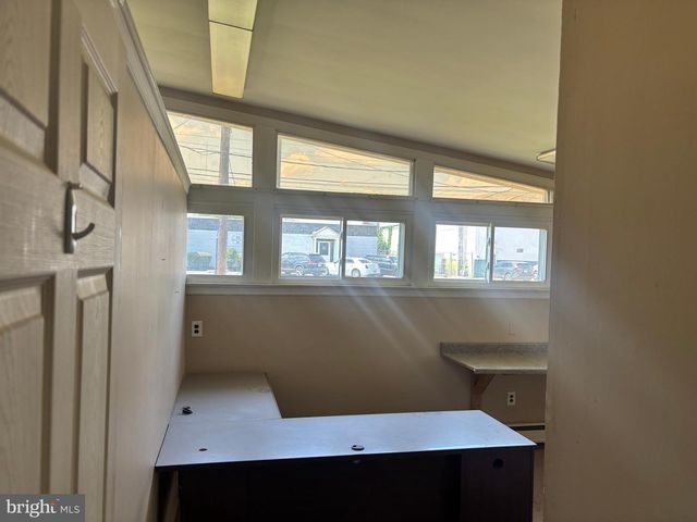 919 BROADWAY, Westville, NJ 08093