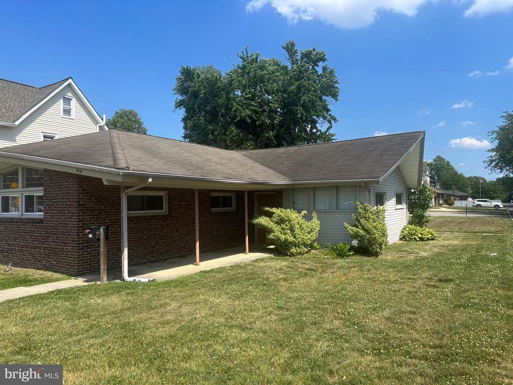 919 BROADWAY, Westville, NJ 08093