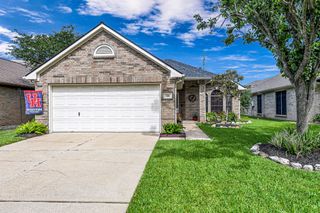 918 Peach Blossom Drive, Pearland, TX 77584