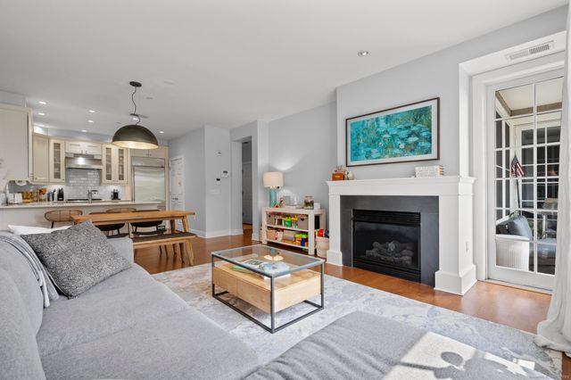 77 Havemeyer Lane 313, Stamford, CT 06902