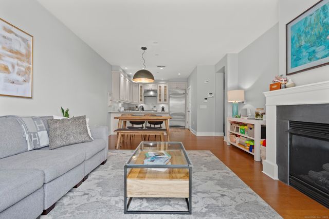 77 Havemeyer Lane 313, Stamford, CT 06902