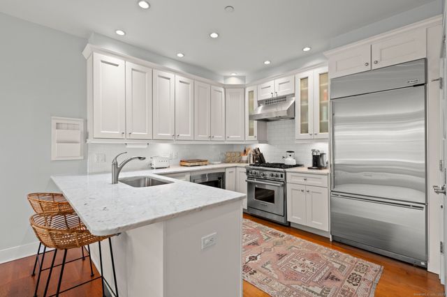 77 Havemeyer Lane 313, Stamford, CT 06902