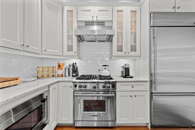 77 Havemeyer Lane 313, Stamford, CT 06902