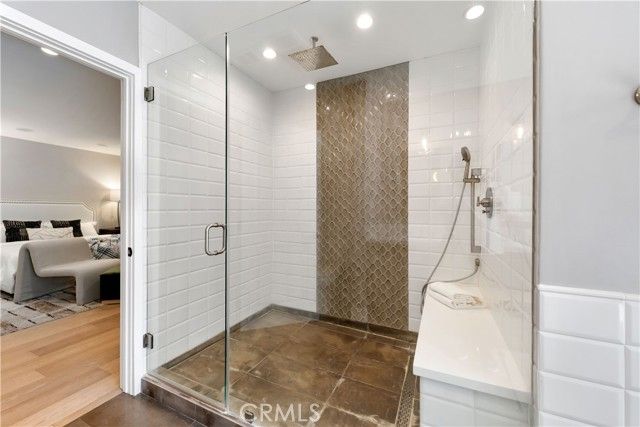 846 S Cloverdale, Los Angeles, CA 90036