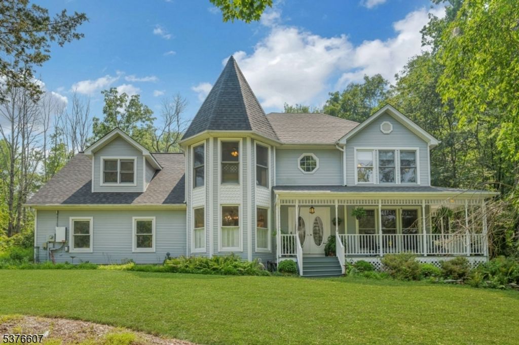 11 Victoria Pines Ln, Andover Twp., NJ 07848