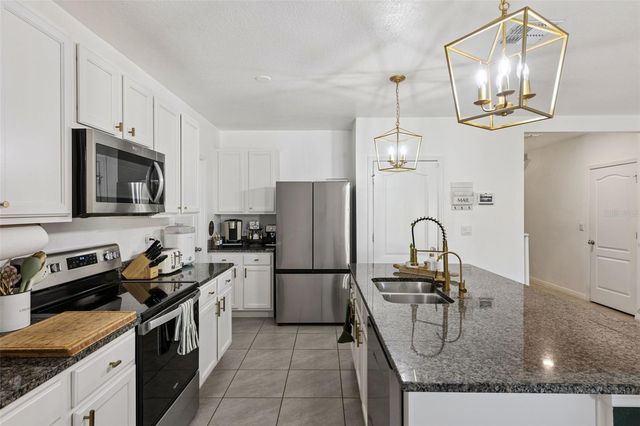 3676 SUNGROVE CIRCLE, Sanford, FL 32771